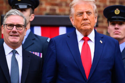 video donald trump in vizita oficiala in marea britanie intalnire cu premierul keir starmer la chequers 68cbf6673f639