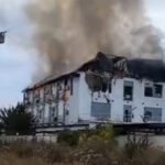 video incendiu de amploare la un hotel din prahova doi oameni cazati la mansarda sunt disparuti 68da2f98afa78