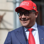 video ponta a fost pacalit de doi comedianti rusi care s au dat drept porosenko ce le a spus despre georgescu si zelenski 68d7a4f492e08