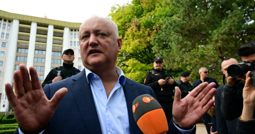 Chișinău în stradă: Igor Dodon și Blocul Patriotic contestă rezultatele alegerilor parlamentare câștigate de PAS 1 video protest la chisinau dupa anuntarea rezultatelor alegerilor parlamentare igor dodon si blocul patriotic nu recunosc victoria pas 68da6559856ee