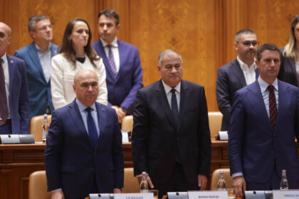 video psd in guvern dar cu masuri de opozitie ce ii nemultumeste pe social democrati la reformele anuntate de premierul ilie bolojan 68d65cde78e4c