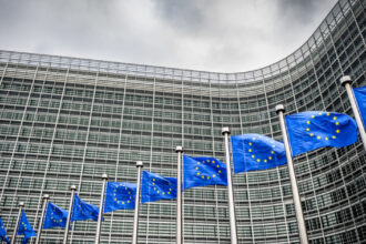 video romania nu a scapat de riscul suspendarii fondurilor europene comisia si parlamentul european discuta situatia deficitului 68c158d50f108
