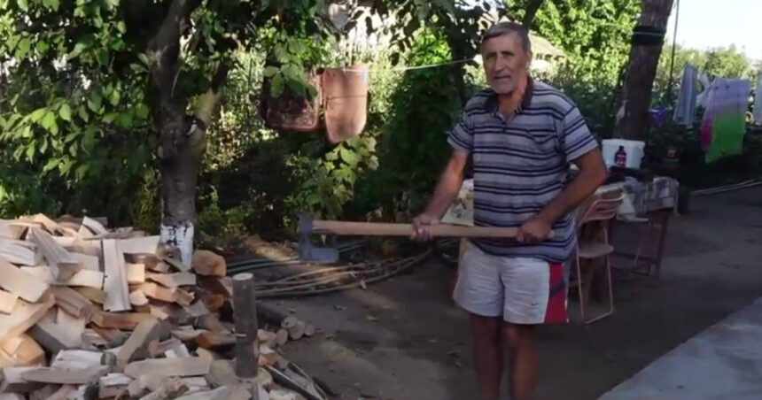 video romanii enervati de certurile politicienilor nici nu mai ma uit ce sa vad bilciul lor mai bine ma duc la balci cand e la calarasi 68cc26a1198e6