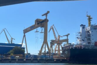 video santierul damen mangalia abandonat de statul roman sindicalistul laurentiu gobeaja nu exista nici o preocupare pentru acest santier desi a fost declarat obiectiv strategic de inte 68cc926db3672