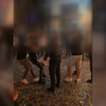 video scene socante in centrul vechi din capitala bodyguarzii unui local au snopit in bataie mai multi tineri de la ce a pornit scandalul 68d916590579c