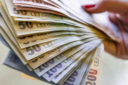 video sporuri mai mici pentru cei care lucreaza cu fonduri europene care sunt noile criterii in functie de care vor fi platiti bugetarii 68bbf90f26c6c
