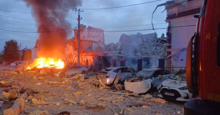 video un nou atac masiv rusia a lansat sute de drone si rachete asupra ucrainei cel putin 10 raniti in kiev si zaporojie 68d8f42f3b4ff