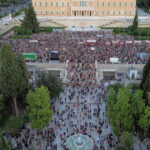 video violente la atena dupa proteste antiguvernamentale de ce au iesit grecii in strada 68bd48db4ba40
