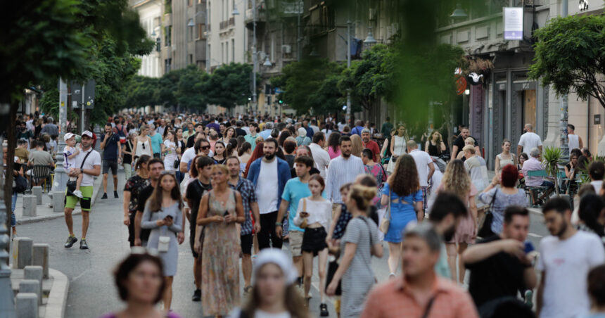 zilele bucurestiului 2025 evenimente in weekend primul spectacol pe apa produs in romania si tururi gratuite cu autobuzele turistice 68cbbd2b794b2