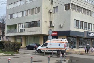 accident in eforie nord copil de 6 ani lovit pe trecerea de pietoni de o trotineta electrica 68f1fa960ab17