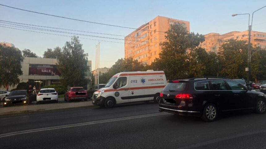 Coliziune la Ovidiu: Scuter și mașină implicate, intervenție de urgență solicitată! 1 accident la ovidiu intre un scuter si un autoturism a fost chemata ambulanta 68f0a8f03e4e6