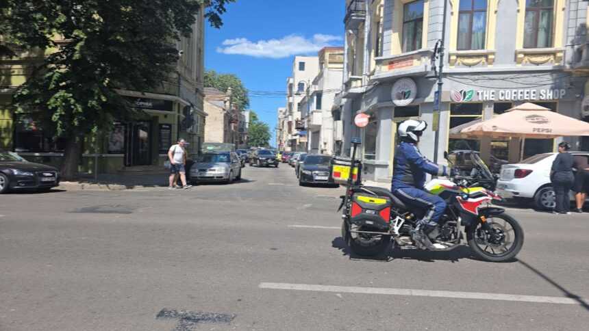 Coliziune pe strada Mircea cel Bătrân: un pieton a fost surprins de un vehicul 1 accident rutier pe strada mircea cel batran un pieton a fost lovit de masina 69048125364c6