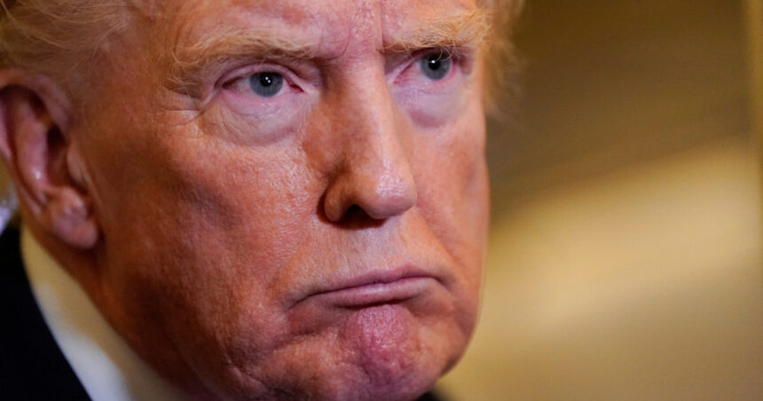 Trump își îndreaptă atenția spre Rusia: noi măsuri punitive pentru sectoarele esențiale ale economiei rusești. Noul obiectiv al Washingtonului 1 administratia trump pregateste noi sanctiuni impotriva sectoarelor cheie ale economiei ruse noile tinte ale washintonului 68fcea9a1ef0c
