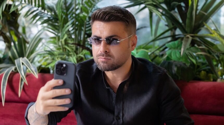 Adrian Mutu dezvăluie adevărul despre fotbalistul implicat în pariuri: "Am informat conducerea și l-am concediat!" 1 adrian mutu rupe tacerea despre jucatorul parior am anuntat clubul si l am dat afara 68fbadc700a7d