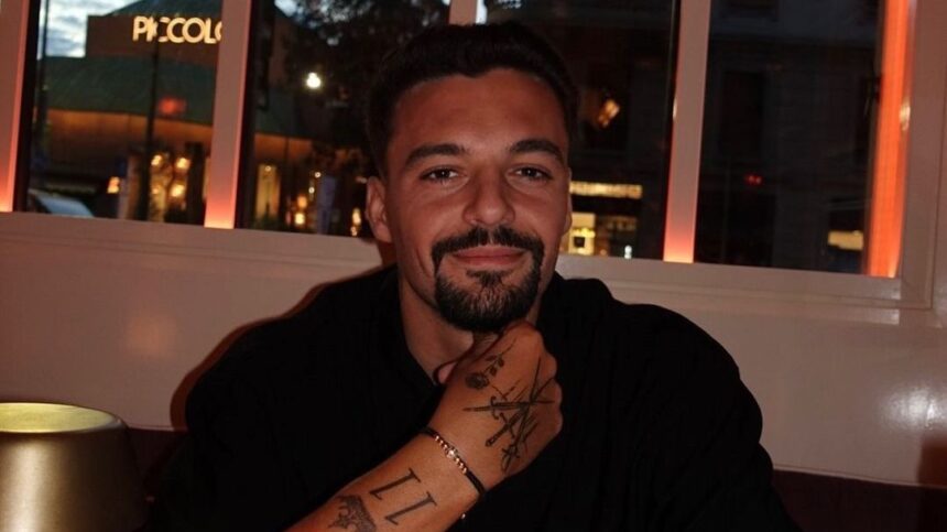 adrian petre gluma virala de halloween fanii au inundat sectiunea de comentarii 6904f9caeda8a