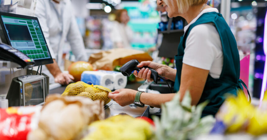 amenzi pentru clientii si comerciantii care nu respecta legea in magazine si in parcari cand esti obligat sa acorzi prioritate 6903000f0eb8f