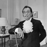 Descoperire surprinzătoare în Italia: Autoritățile au interceptat 21 de opere falsificate, pretins a fi create de Salvador Dali, într-o expoziție din Parma. 2 ancheta in italia politia a confiscat 21 de lucrari atribuite fals lui salvador dali dintr o expozitie din parma 68de1641cf350