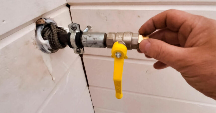 Peste 300 de locuitori din Sectorul 2 al Capitalei rămân fără gaze din cauza unei defecțiuni a sistemului comun. Ce spun reprezentanții Distrigaz 1 aproximativ 300 de bucuresteni au ramas fara gaze in sectorul 2 dupa o avarie la o instalatie comuna reactia distrigaz 6903bdde9e988