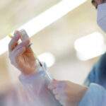 Asistentă medicală din Gorj, pedepsește cu 7 ani de detenție pentru vaccinări false pe bani 3 asistenta medicala din gorj condamnata la 7 ani de inchisoare pentru vaccinari fictive contra cost 68f2508cc0fc4