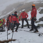 Bărbat rătăcit în munți, descoperit într-un adăpost de ciobani, cu hipotermie și vânătăi: „Cu puțin mai mult, soarta ar fi putut fi diferită” 11 barbat plecat pe munte gasit intr un bordei al ciobanilor cu hipotermie si contuzii putin a lipsit ca deznodamantul sa fie altul 6902493b15f97