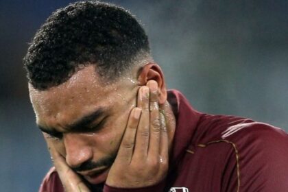 bilel omrani martor la scene bizare in grecia s au luat la bataie in plin meci 68fdc41cb8674