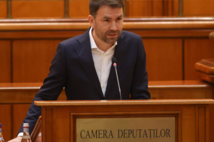 catalin drula depune un proiect de lege pentru colectarea taxelor din bucuresti la pmb si impartirea acestora la sectoare 68f8a635654c9