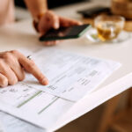 Termenul limită pentru plata facturii de electricitate: Ce consecințe aduce întârzierea? 3 ce inseamna data scadenta a facturii de energie electrica ce riscuri implica neplata la timp 68fc4fec274e7