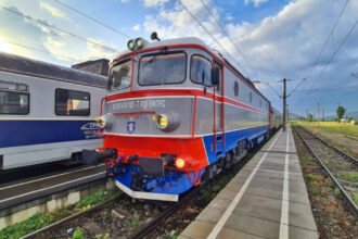 cfr calatori acuza arf ca nu i a platit compensatii de 135 milioane de lei si astfel s ar putea bloca circulatia trenurilor 68dd5ce70be4e