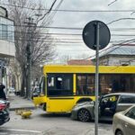 Constanța: Coliziune pe I.C. Brătianu între un autobuz și o mașină personală 3 constanta accident pe i c bratianu intre un autobuz si un autoturism 68dd1adea3a1e