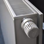 Constanța se confruntă cu majorarea costurilor pentru încălzire începând din noiembrie: primăria anunță noile prețuri și ajutoare financiare. 2 constantenii vor plati mai mult pentru energia termica din noiembrie primaria stabileste noile tarife si subventii 68fb69c5d170b