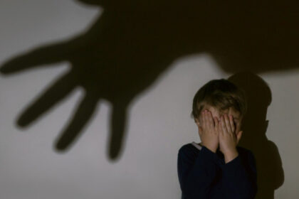 cosmarul unui copil ajuns de cateva luni intr un centru de plasament pe langa ca lua bataie zilnic nimeni nu sesiza 6903627a1b185