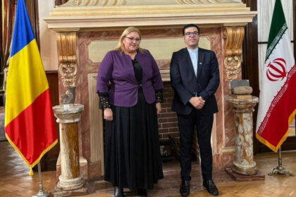 diana sosoaca vizita la ambasada iranului de la bucuresti 68ee6699f0402