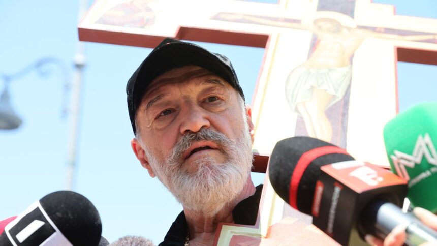 Gigi Becali dezvăluie planurile după accidentarea lui Mihai Popescu: „Îl vom include în echipă!” 1 exclusiv gigi becali a facut anuntul dupa accidentarea lui mihai popescu o sa il bagam pe el 68f008b392abc