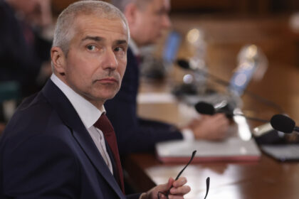 exclusiv marinescu nu avem informatii ca astazi ar urma sa soseasca horatiu potra in romania procedura ar putea dura cateva luni 690326bb1f353