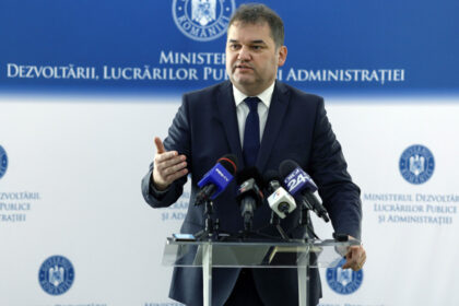 exclusiv ministrul dezvoltarii anunta ca proiectul administratiei locale este gata reforma vizeaza desfiintarea a 12 794 de posturi 68f76fde93ae4