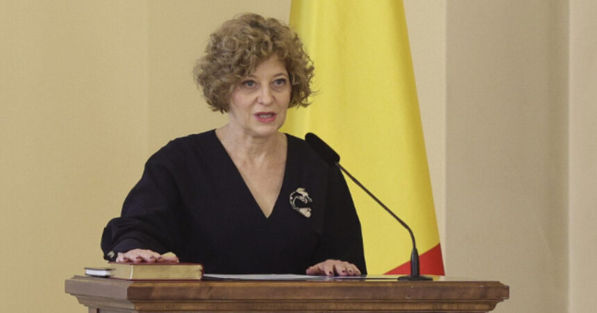 Oana Gheorghiu: „Reforma, debirocratizarea și digitalizarea sunt prioritățile mandatului meu” – Află viziunea vicepremierului 1 exclusiv oana gheorghiu mandatul meu este unul de reforma debirocratizare si digitalizare care sunt prioritatile vicepremierului 6903b707c744d