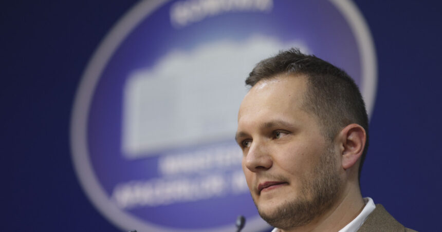 Reacția Prefectului Capitalei după descoperirea unor noi scăpări de gaze pe Calea Rahovei: „E important să păstrăm calmul” 1 exclusiv reactia prefectului capitalei dupa ce distrigaz a detectat alte scapari de gaze in zona calea rahovei sa nu facem o isterie in masa 68fd29e3f0f07