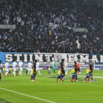 Suporterii Craiovei își exprimă nemulțumirea față de Mirel Rădoi după remiza cu Noah: ”Îți asumi provocarea sau nu?” 3 fanii craiovei musca din mirel radoi dupa egalul cu noah ai curaj sa faci asta sau nu 68fb2bc14fe49
