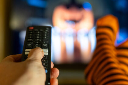 filme de halloween 2025 cele mai bune productii pe care sa le urmaresti impreuna cu familia 6902fc8ae2db3