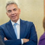 Dragoș Anastasiu, fost vicepremier, o caracterizează pe Oana Gheorghiu: „O luptă care o intimidează” 5 fostul vicepremier dragos anastasiu despre oana gheorghiu e o competitie care ii sperie 6903c12bb6836