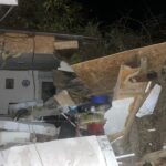 Prăbușire de teren în Măcin: un bărbat salvat din ruinele unei case afectate 3 foto un mal de pamant s a prabusit peste o locuinta in orasul macin extras dintre daramaturi un barbat a fost trabsportat la spital 690267201cda2