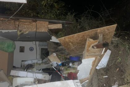 foto un mal de pamant s a prabusit peste o locuinta in orasul macin extras dintre daramaturi un barbat a fost trabsportat la spital 690267201cda2