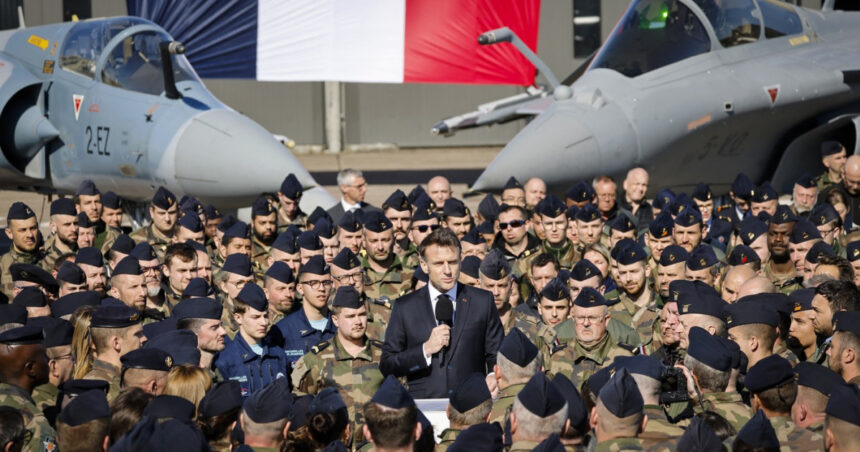 Franța își revizuiește strategia nucleară: Emmanuel Macron își propune să intensifice dialogul strategic cu partenerii europeni. 1 franta isi actualizeaza doctrina nucleara emmanuel macron vreau sa aprofundez dialogul strategic cu europenii 68dd802512c6d