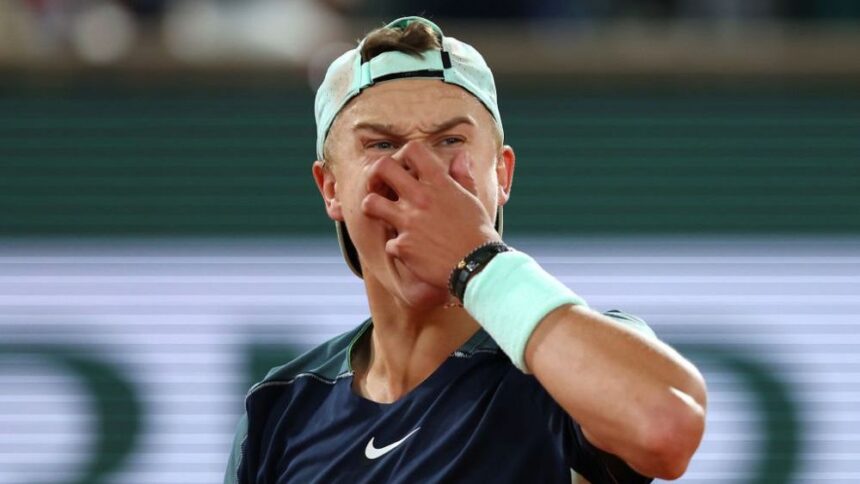 Decizie discutabilă: Momentul în care Holger Rune, locul 11 în clasamentul ATP, s-a făcut de râs 1 galerie foto decizie cel putin controversata cum s a facut de ras holger rune numar 11 atp 68f1093aefb15