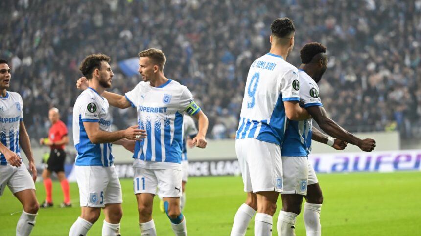 galerie foto imagini dezolante in sanatatea cluj universitatea craiova cum arata tribunele de pe ion oblemenco 69024c48742fb