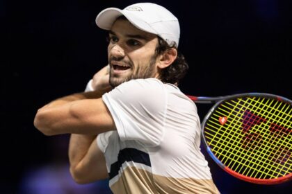 galerie foto surpriza la paris revelatia momentului in tenis vacherot l a invins pe tenismenul care l a eliminat pe alcaraz 690470f728f2f