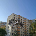Tragedie în Rahova: O explozie devastatoare într-un bloc din București a lăsat doi decedați și zeci de răniți. Planurile Roșu și Alb au fost activate. 2 galerie fotovideo explozie puternica intr un bloc din rahova in bucuresti doi morti si zeci de persoane ranite au fost activate planurile rosu si alb 68f1fb0b7c973