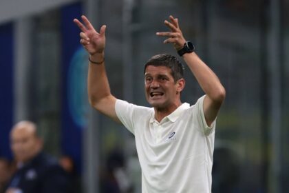 ghinion teribil pentru chivu un titular s a rupt si sta o luna pe bara e mai rau decat se credea initial 68dd93a6c04f5