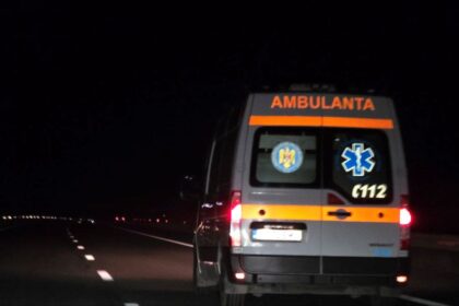 grav accident de circulatie cu trei autoturisme implicate pe dn 22b traficul rutier este blocat 6904ee13cc82a