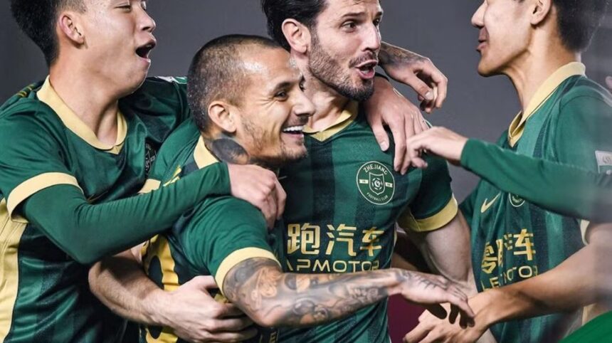 Alex Mitriță se confruntă în acest moment cu liderul din China! Performanță remarcabilă pentru jucătorul român 1 live video alex mitrita joaca acum impotriva liderului din china statistica extraordinara pentru roman 690485d569ddc